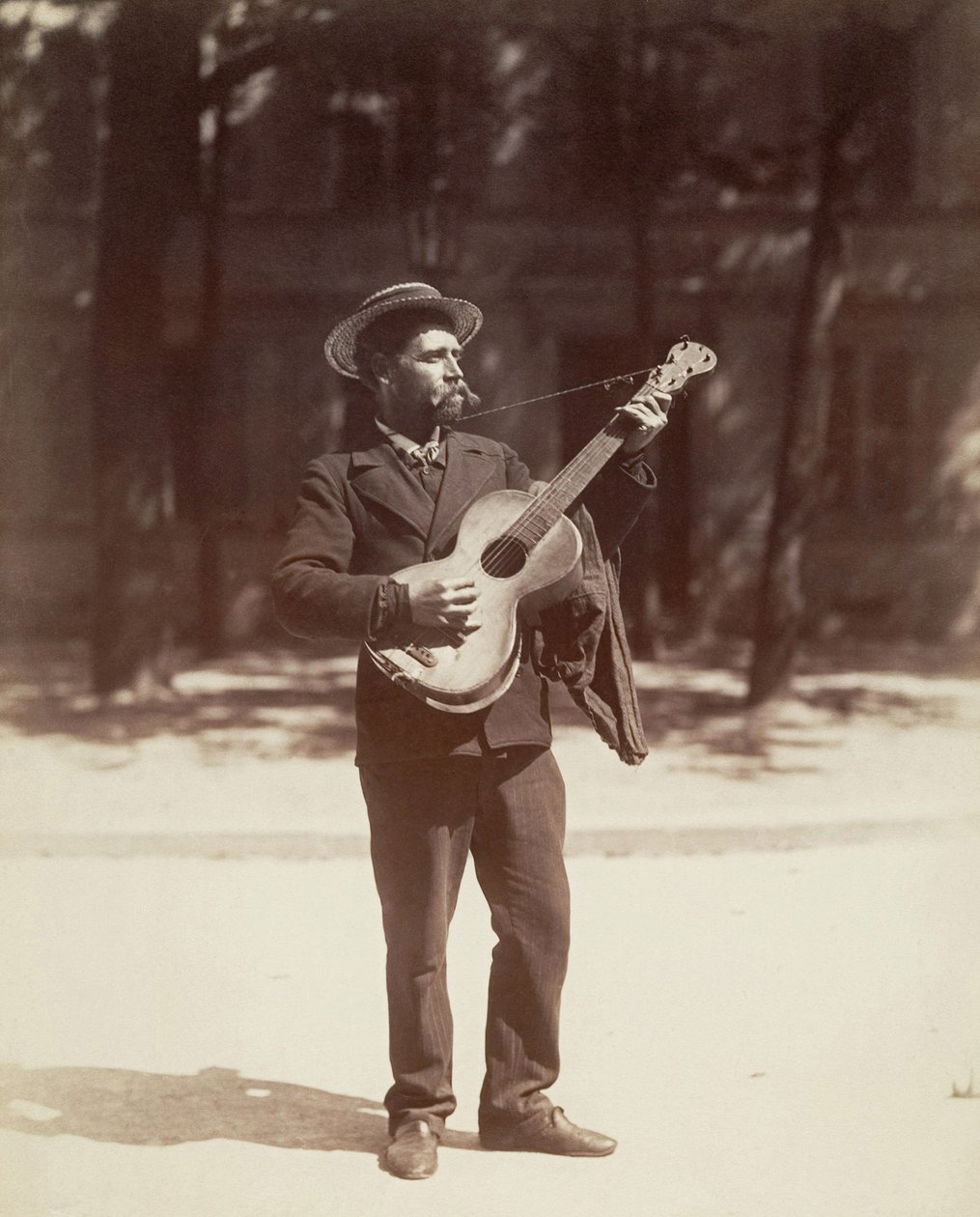 Kitaristi, Paris tekijältä Eugène Atget