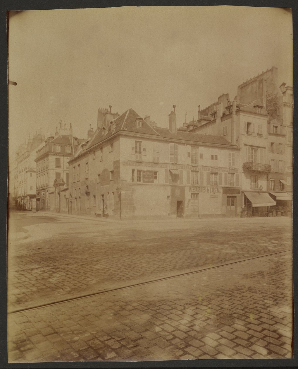 Hôtel Lavieuville, Quai des Célestins tekijältä Eugène Atget