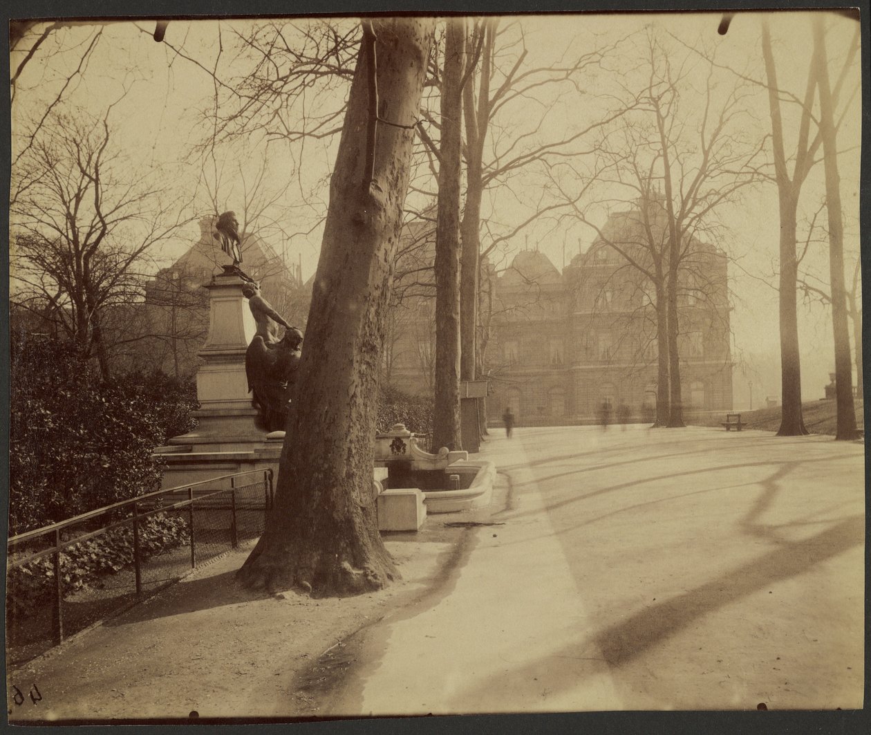 Luxemburgin puisto tekijältä Eugène Atget