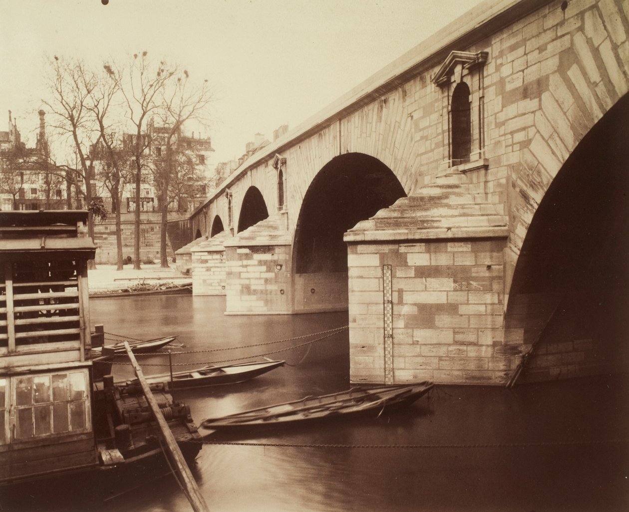 Pont Marie tekijältä Eugène Atget