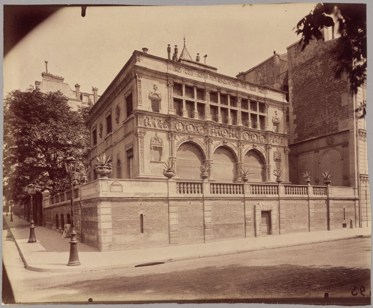 Maison François, Cours-la-Reine tekijältä Eugène Atget