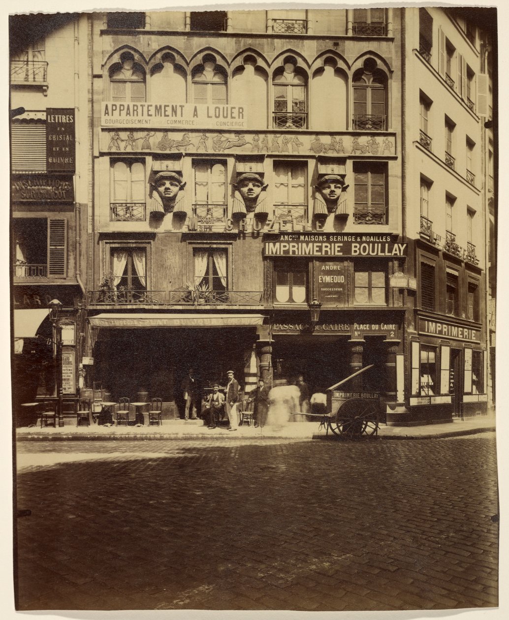 Talo Place du Cairella 2 (rakennus, Place du Caire) tekijältä Eugène Atget