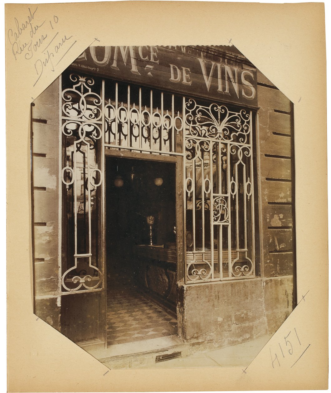 Sivu albumista Documents for the History of Old Paris, n.1910 (albumiprintti) (katso myös 622596-600) tekijältä Eugène Atget