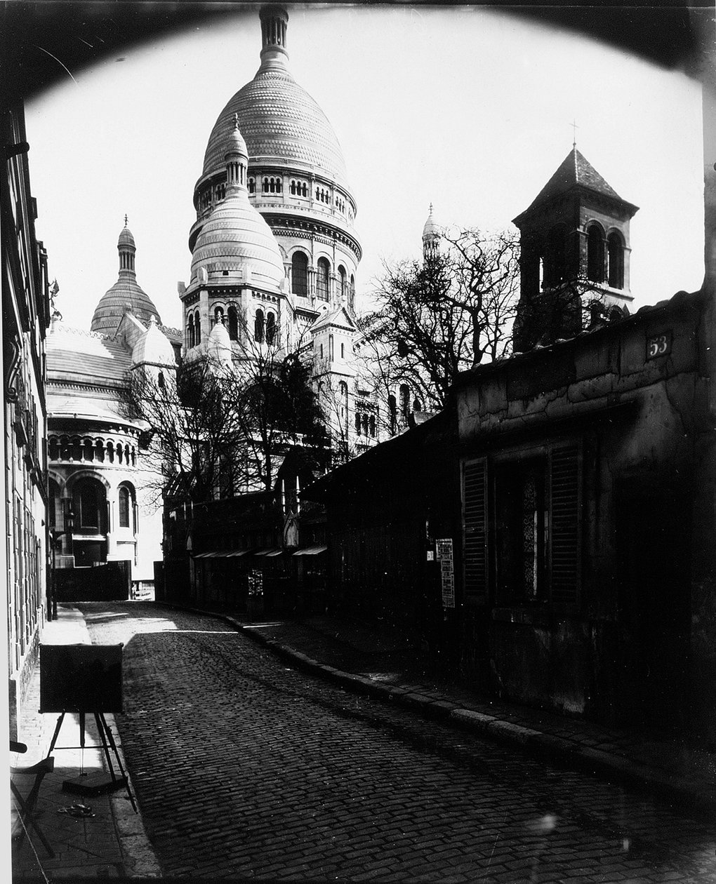 Pariisi, Pyhän Sydämen basilika, n. 1900 (gelatiinihopeaprintti) tekijältä Eugène Atget