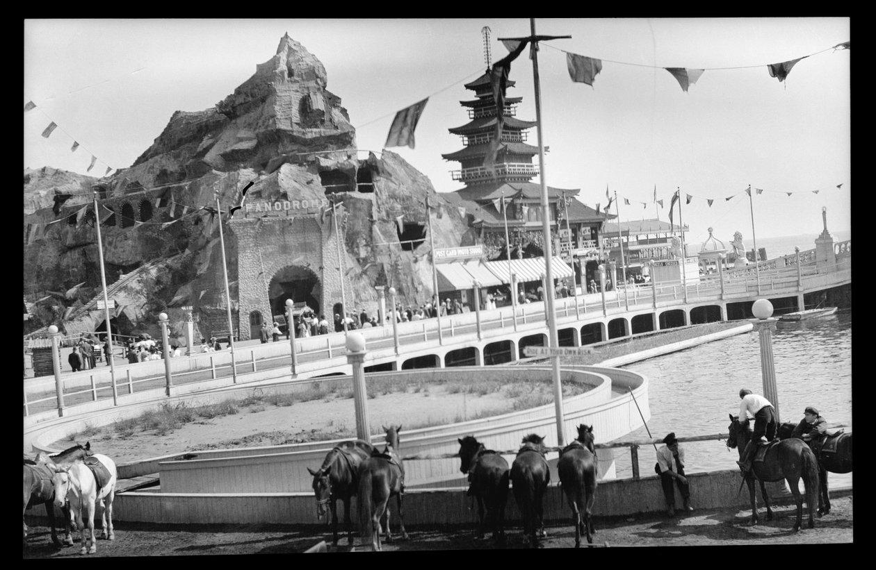 Näkymä Coney Islandille, 1909 (nitraattinegatiivinen) tekijältä Eugene Wemlinger
