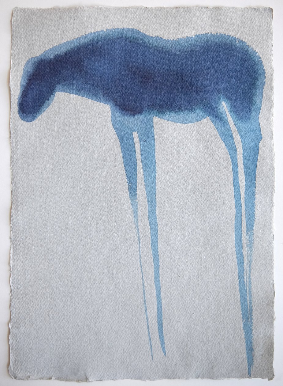 Blue Horse2, 2023 (pigmentti, käsintehty paperi) tekijältä Eugenie Vronskaya