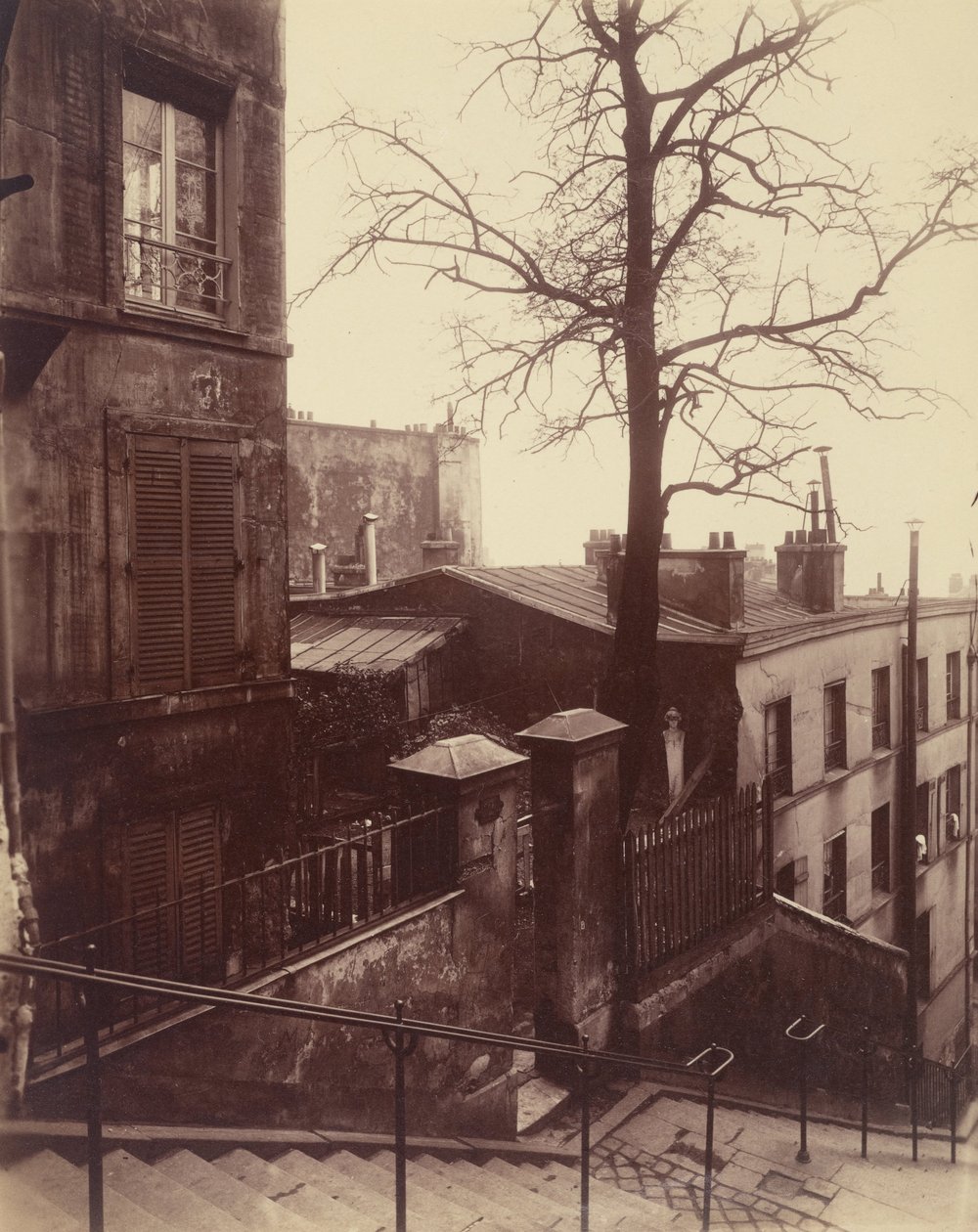 Portaikko, Montmartre tekijältä Eugène Atget