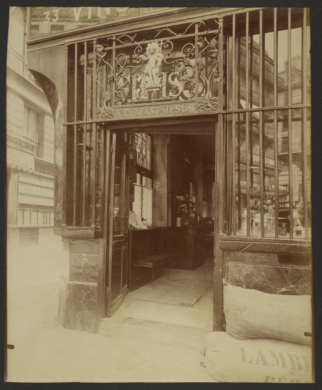 33 Rue des Bourdonnais tekijältä Eugène Atget
