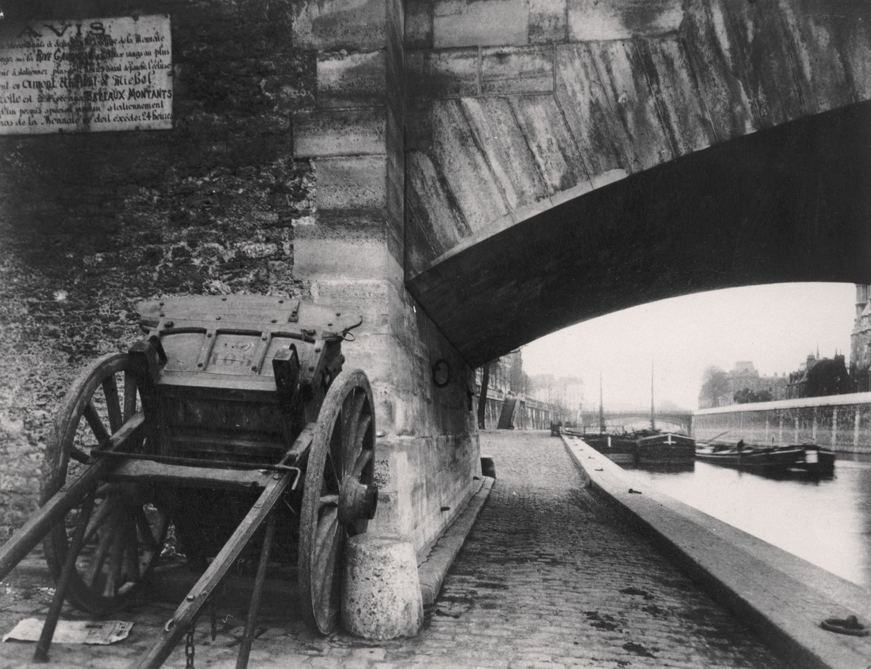 Pont de lArchevêché, Quai de la Tournellen kulmassa, Pariisi, 1911 tekijältä Eugène Atget
