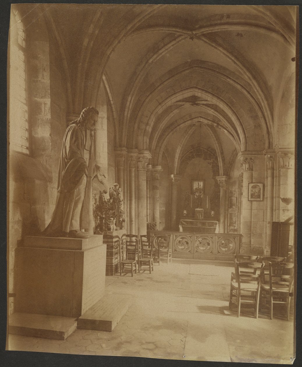 Saint Julien le Pauvre tekijältä Eugène Atget