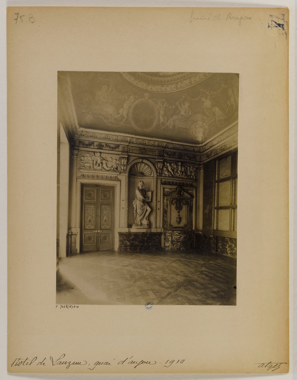 Olohuone, sisustus, Lauzun-hotelli tekijältä Eugène Atget