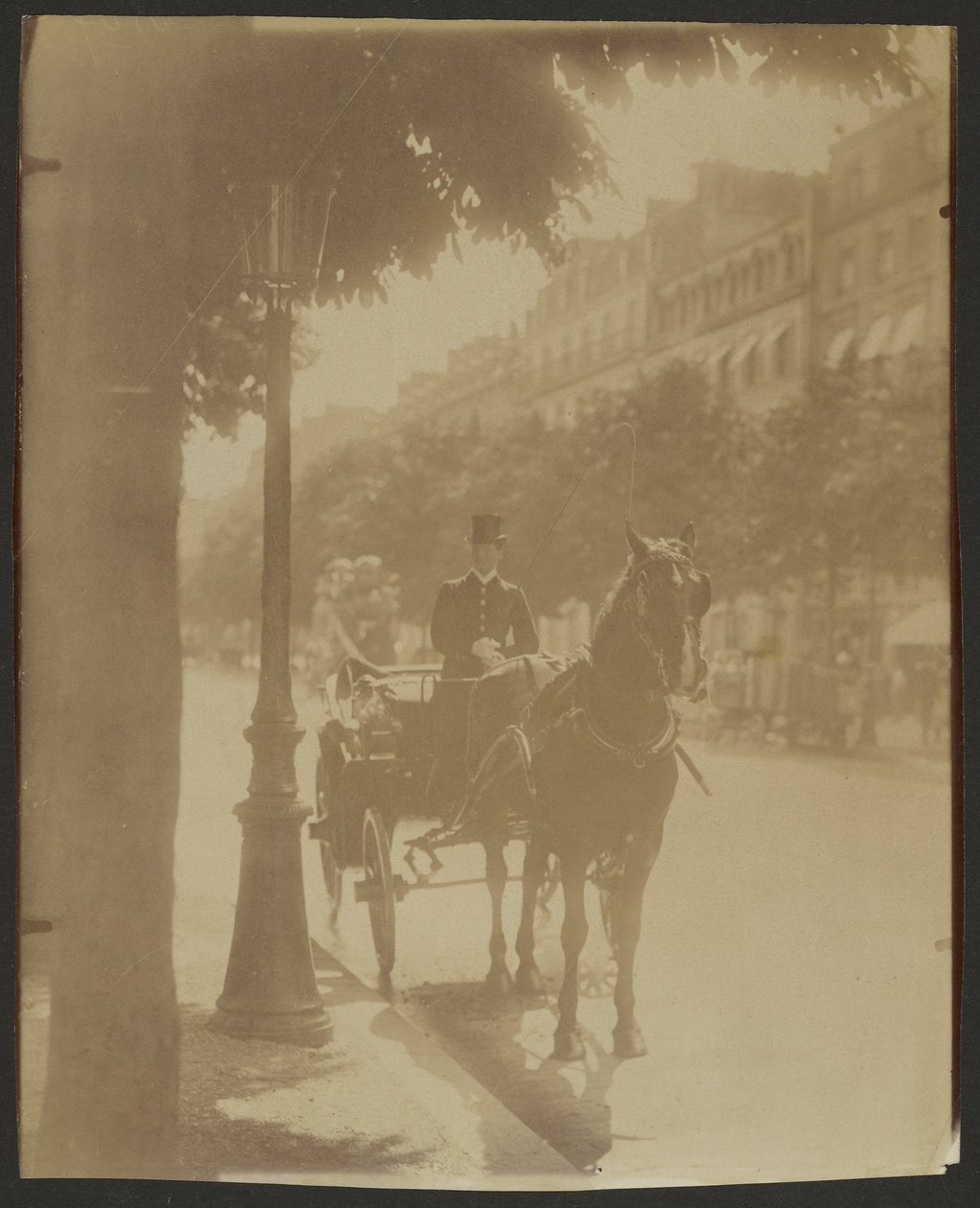 [Odottavat vaunut] tekijältä Eugène Atget