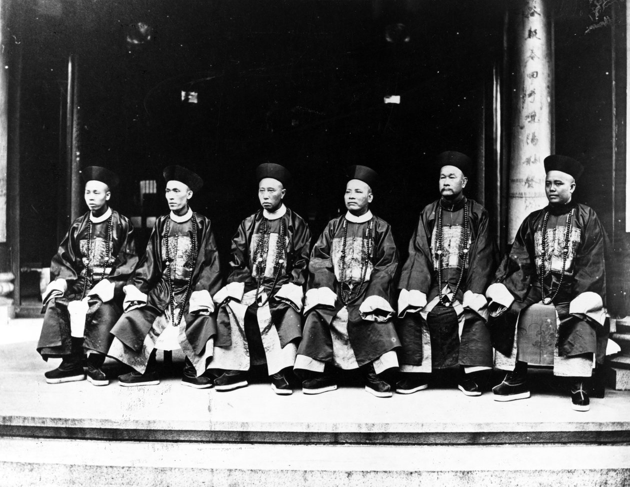 Kiinan mandariinit, n. 1875 tekijältä European Photographer