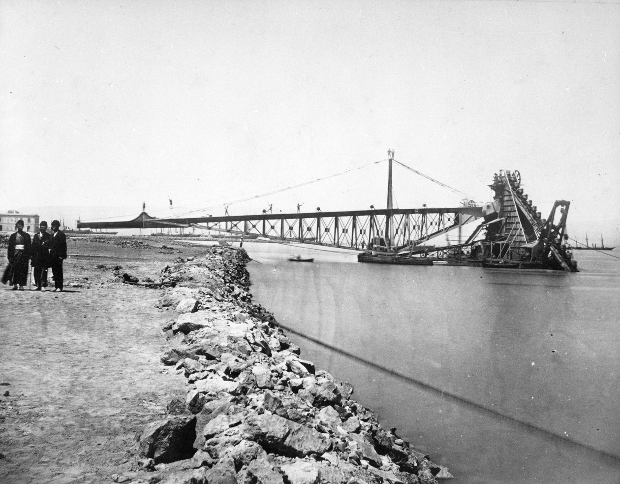 Suezin kanavan ruoppaus, noin 1870-luku tekijältä European Photographer