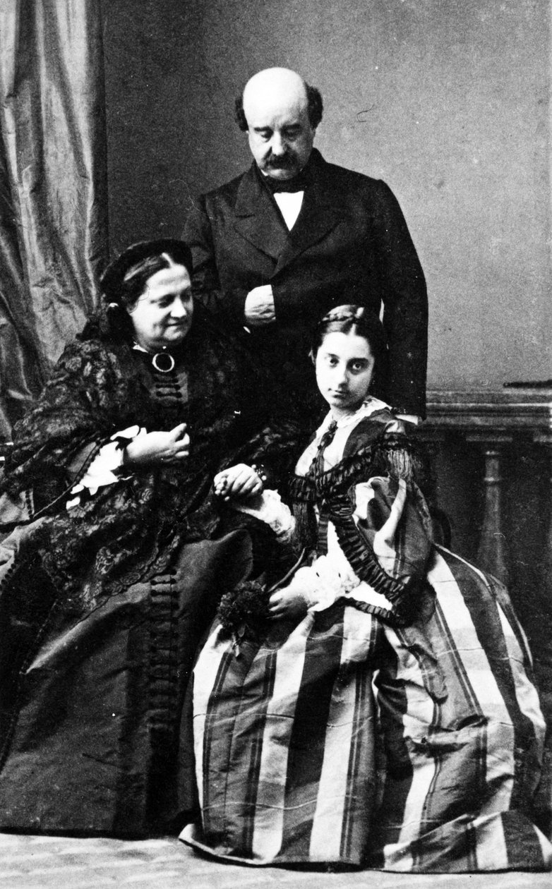 Maria Christina, Espanjan kuningatar miehensä Agustin Fernando Muñozin ja yhden heidän tyttärensä kanssa, n. 1860 tekijältä European Photographer