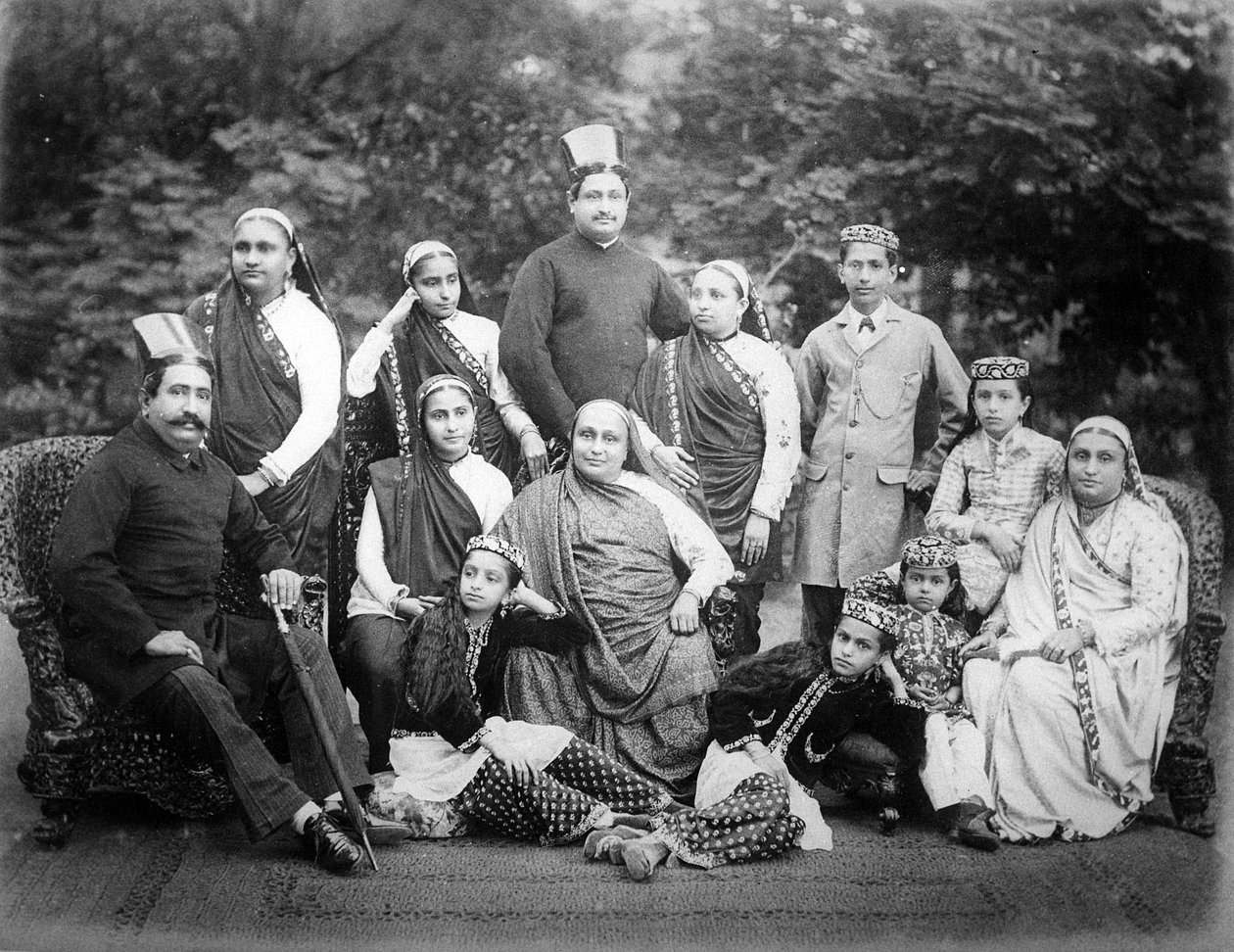 Parsee-perhe, myöhään C19 tekijältä European Photographer