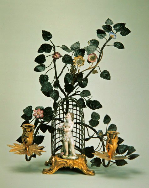 Cupid in a Garden (posliini ja metallityöt) tekijältä European School