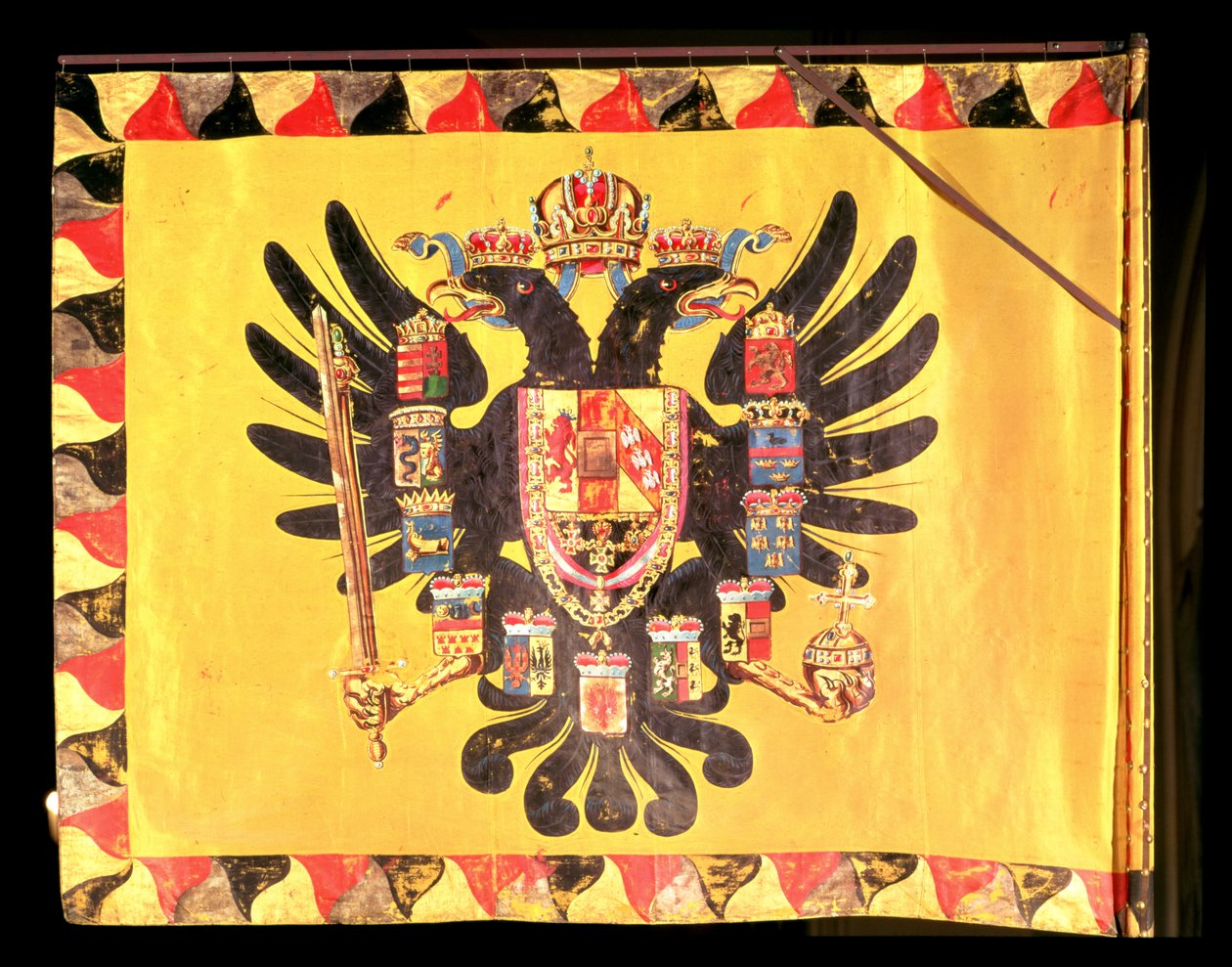 Habsburgien keisarillisen dynastian lippu, noin 1700 (maalattua silkkiä). tekijältä European School