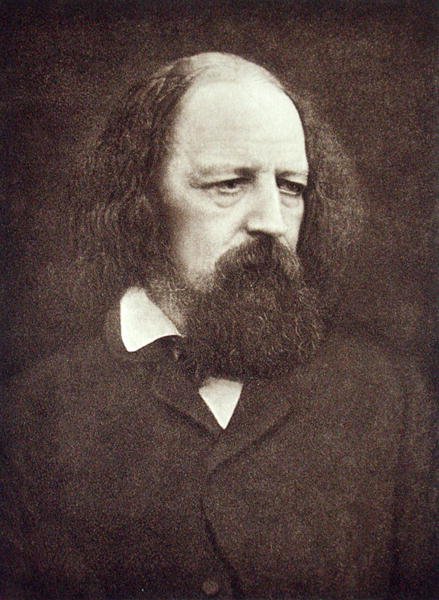Muotokuva Alfredista, Lord Tennysonista (1809–1892), n. 1889–1891 (mustavalkokuva) tekijältä Eveleen Myers