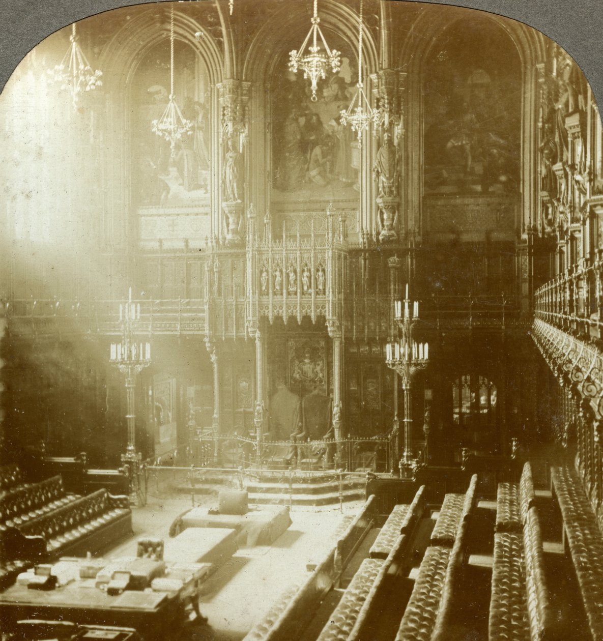House of Lordsin sisätilat, Westminster, Lontoo. tekijältä Excelsior Stereoscopic Tours