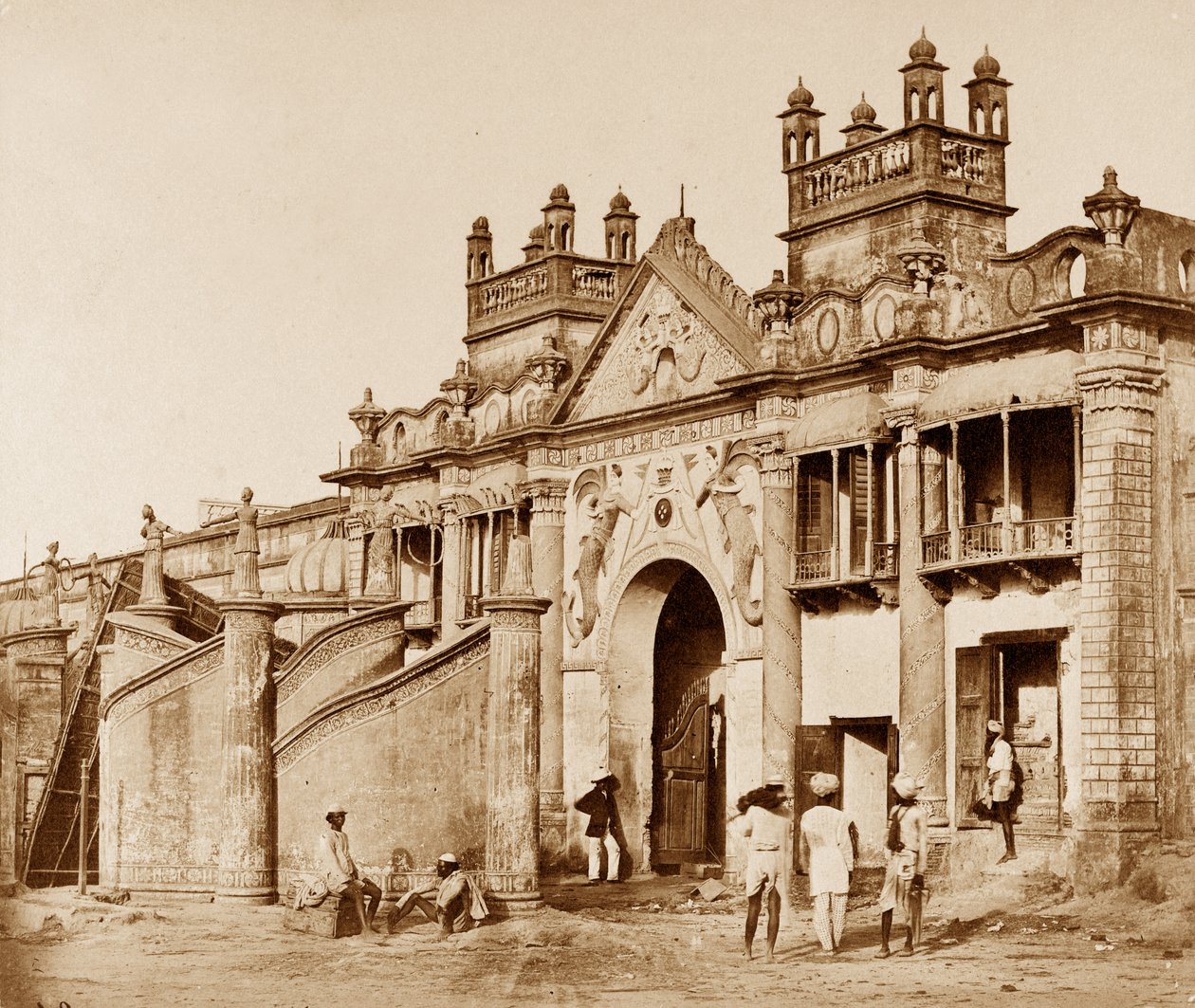 Portti, joka johtaa Kaiserbaghiin Lucknow