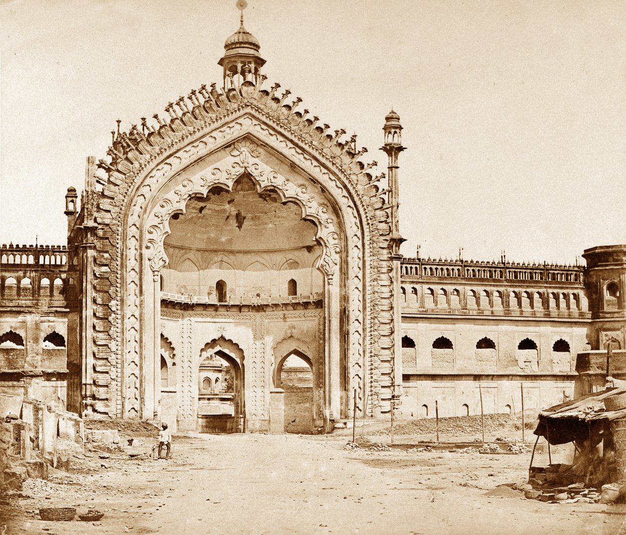 Konstantinopolin portti, Lucknow tekijältä Felice Beato