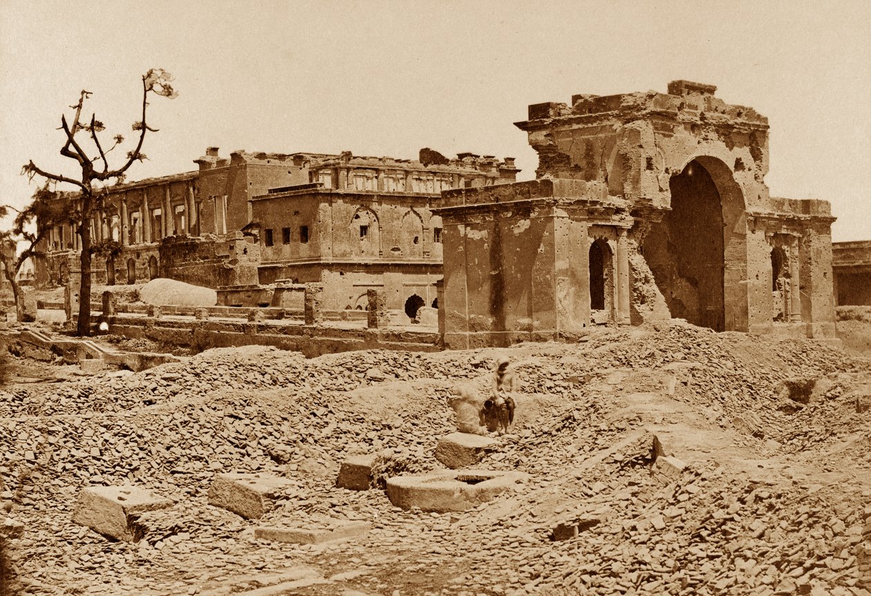 Portti ja juhlasali, Lucknow tekijältä Felice Beato