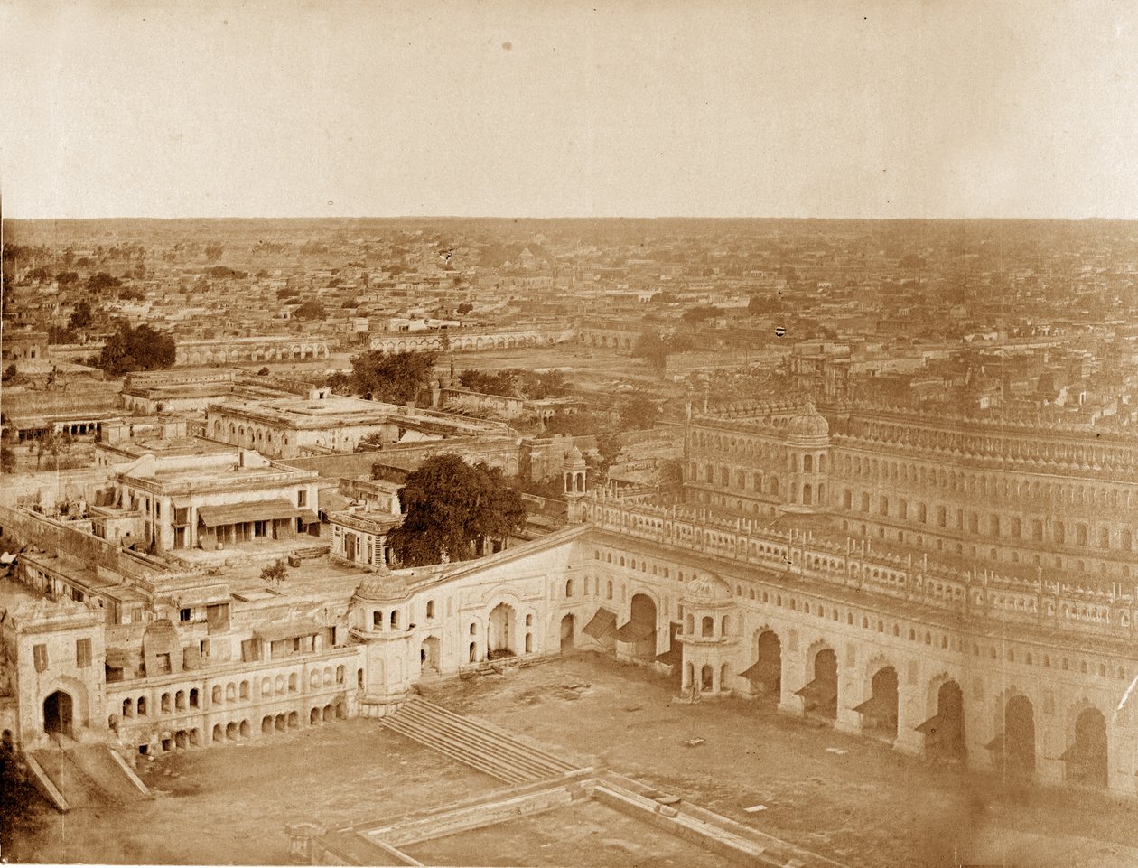 Panoraama MachiBoranista, Lucknow tekijältä Felice Beato