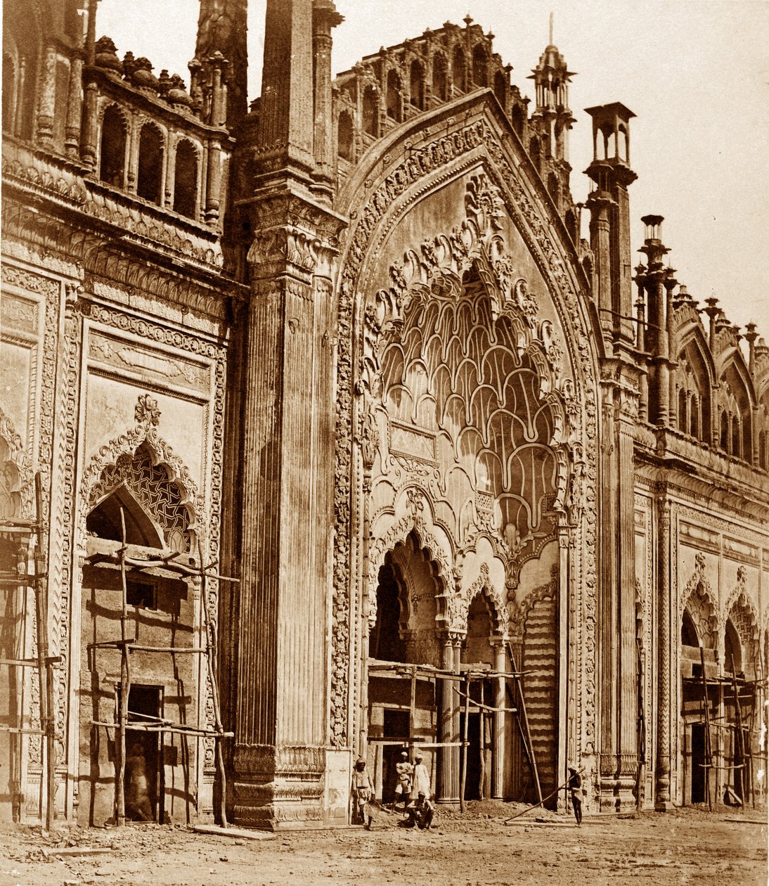 Summa Musjid Gate, Lucknow tekijältä Felice Beato