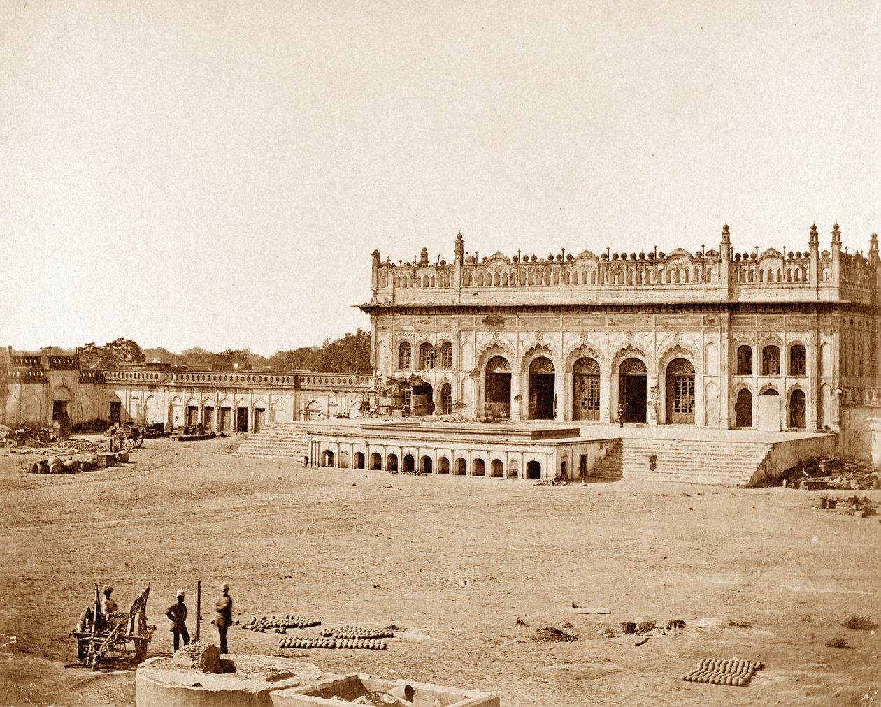 Pieni Emaumbara, Lucknow tekijältä Felice Beato