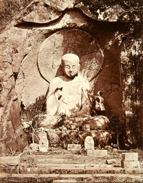 Japanilainen Buddha-patsas (m/w kuva) tekijältä Felice Beato