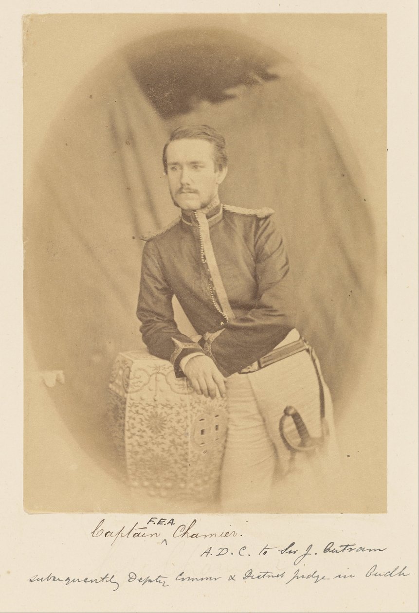 Kapteeni F.E.A. Chamier, A.D.C. Sir J. Outramille, myöhemmin varakomissaari ja Oudhin piirituomari tekijältä Felice Beato