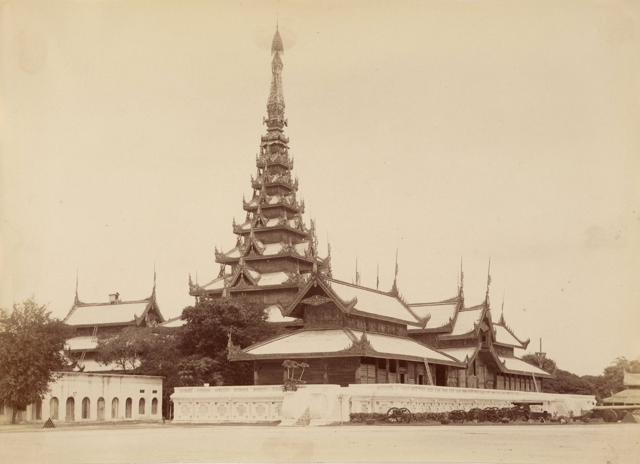 Palace Mandalay (maailmankaikkeuden keskus) tekijältä Felice Beato