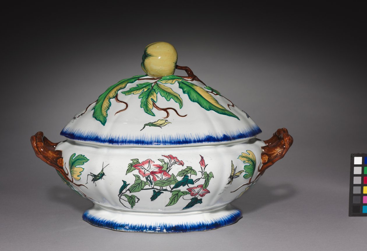 Tureen, valmistaja Creil Factory, noin 1870 tekijältä Felix Bracquemond