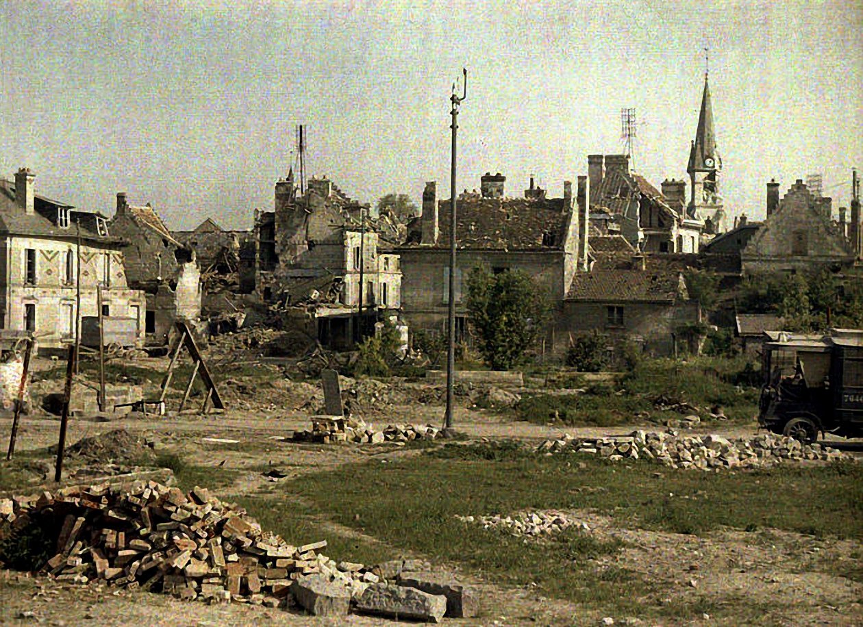 Panorama of Saint-Waast, Soissons, Aisne, Ranska, 1917 (autokromi) tekijältä Fernand Cuville
