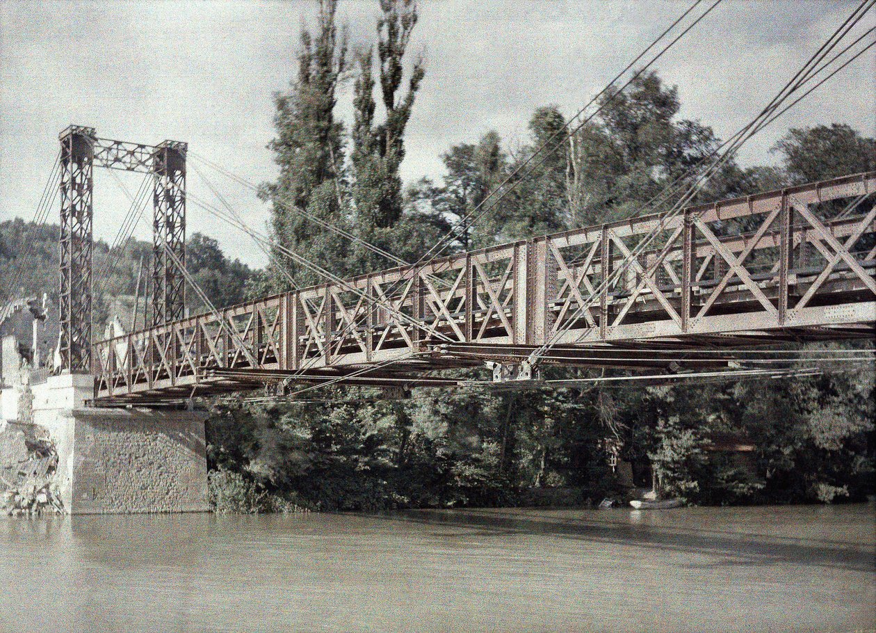 Uusi silta Pommiersissa Aisnen yli, Ranska, 1917 (autokromi) tekijältä Fernand Cuville
