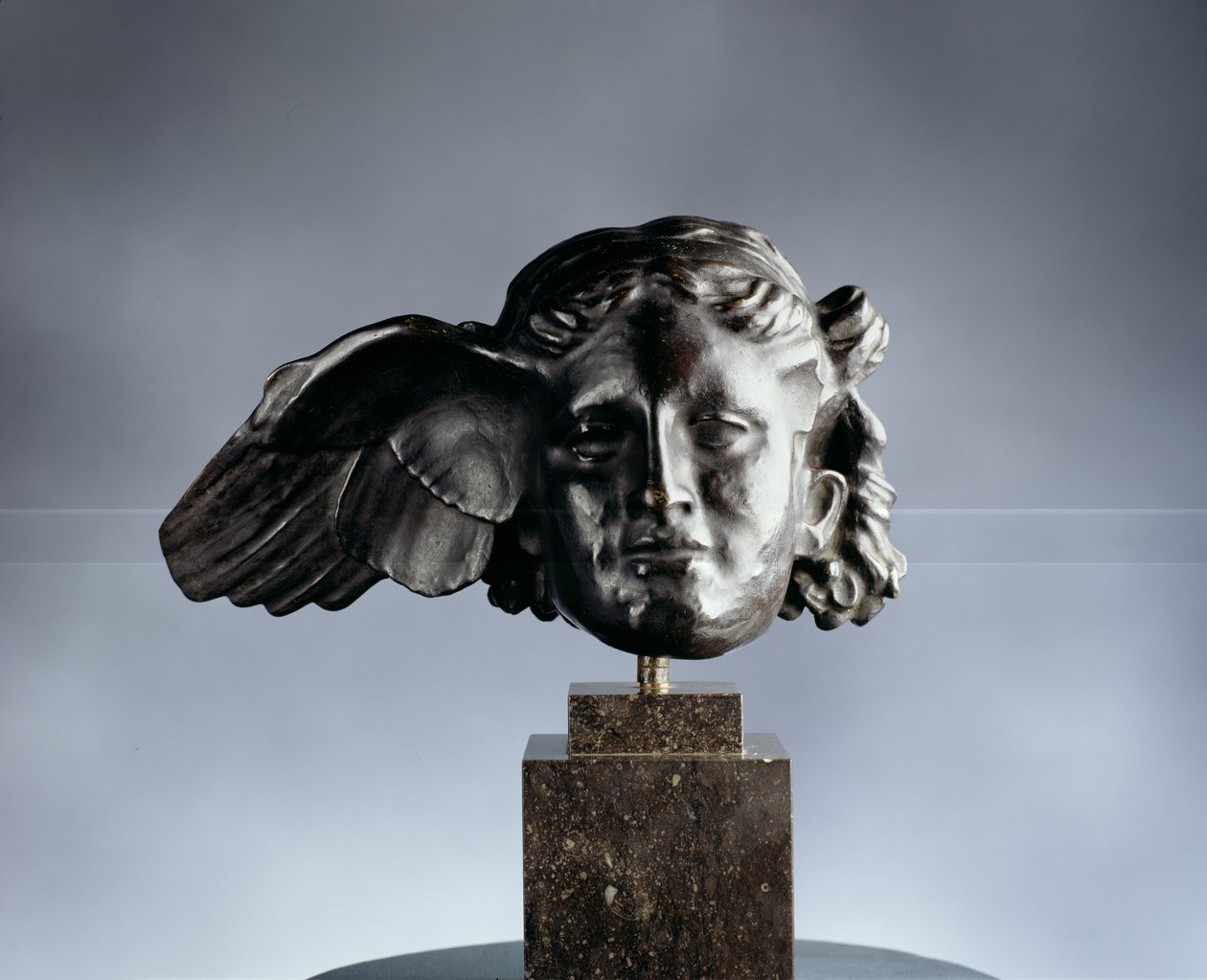 Hypnoksen johtaja tekijältä Fernand Khnopff