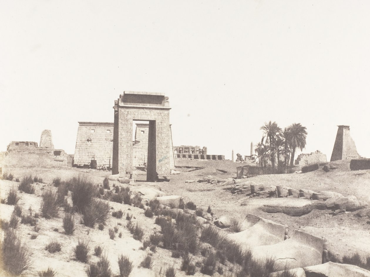 Karnak Thebes, Yleinen näkymä raunioista otettu pisteestä B, 1851-52, painettu 1853-54. tekijältä Félix Teynard