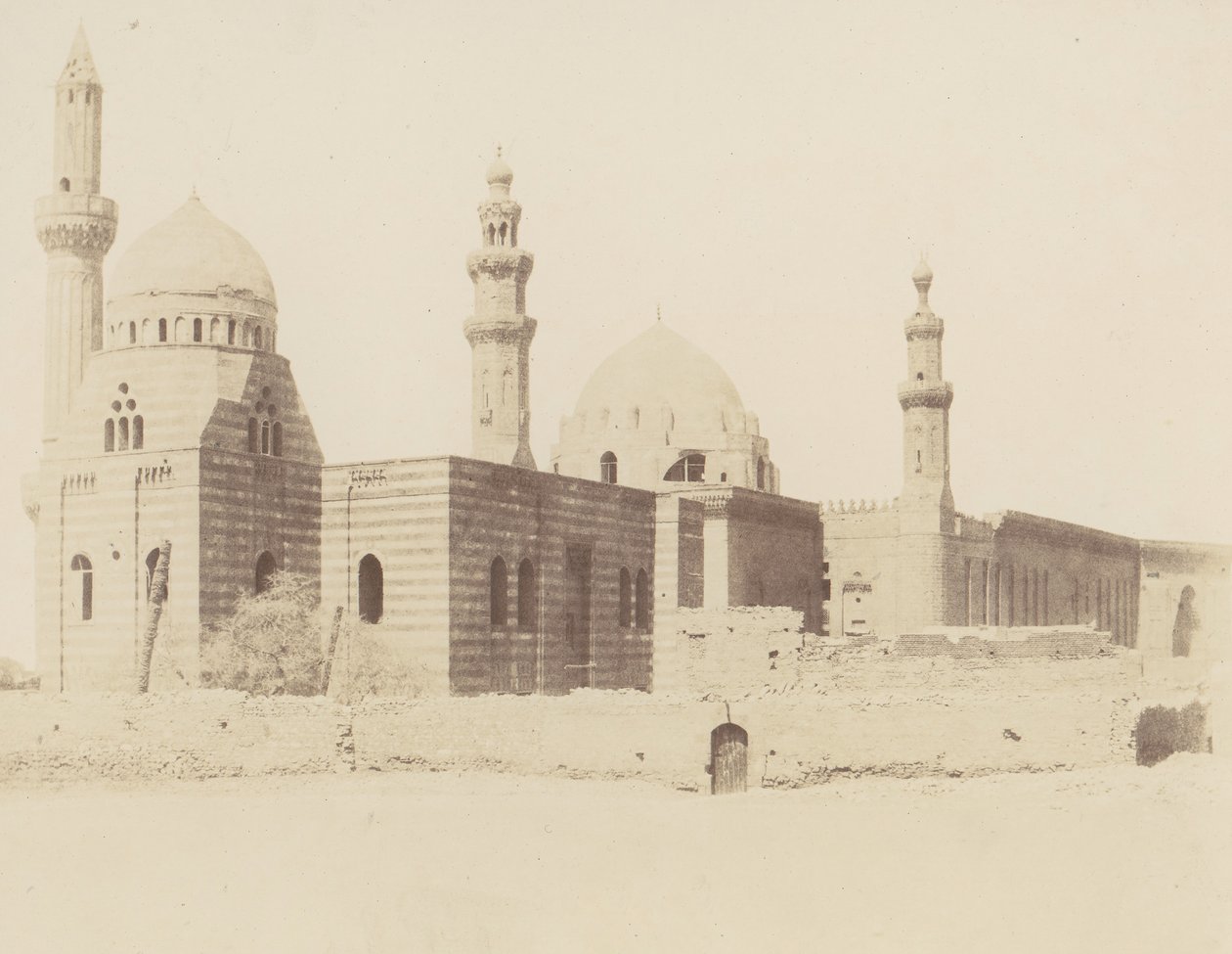 Le Kaire, Iscander-Pashan ja Sultan Haçanin moskeijat, 1851-52, painettu 1853-54. tekijältä Félix Teynard