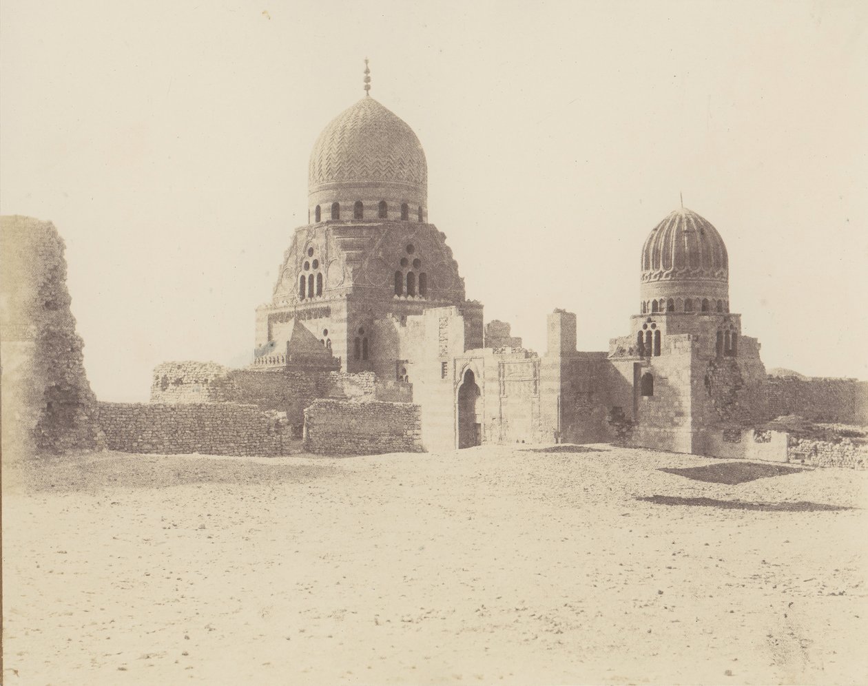 Kairo, Mamluk-sulttaanien haudat, 1851-52, painettu 1853-54. tekijältä Félix Teynard