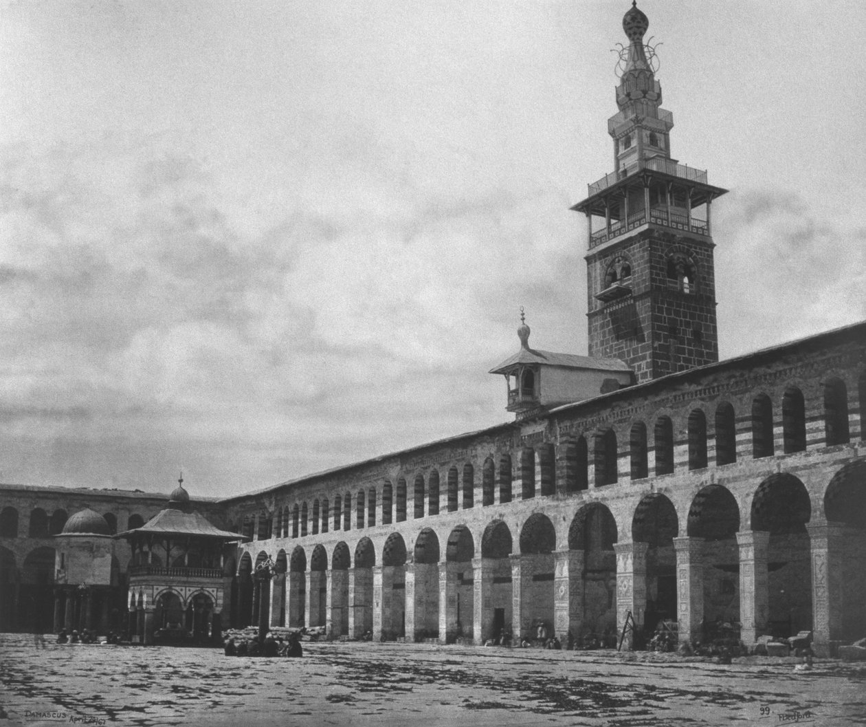 Ulkokuva, Umayyad-moskeija, Damaskos, Syyria, 1862 (katso myös 345702) tekijältä Francis Bedford