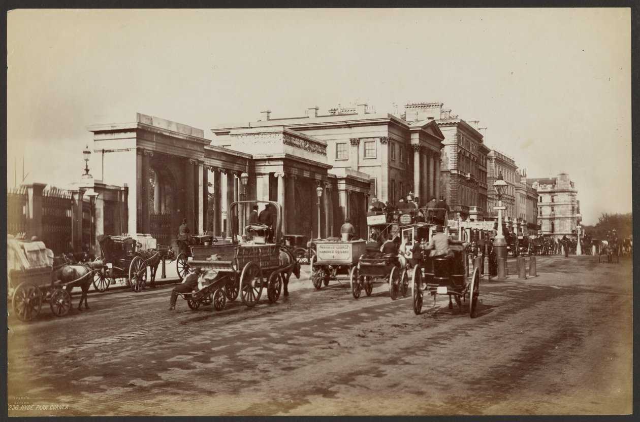 Hyde Park Corner tekijältä Francis Frith