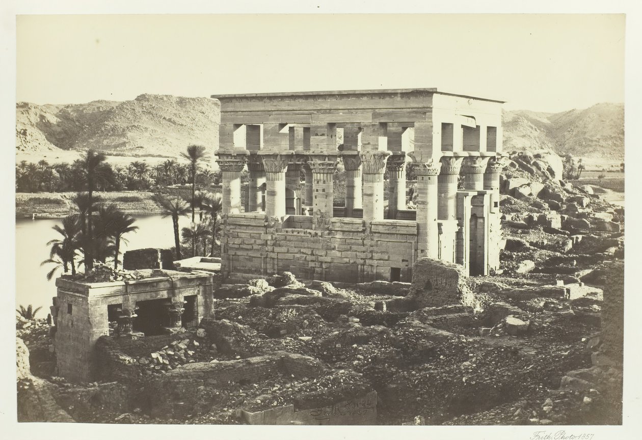 Faaraon sänky, Philæ, suuresta temppelistä, 1857. tekijältä Francis Frith