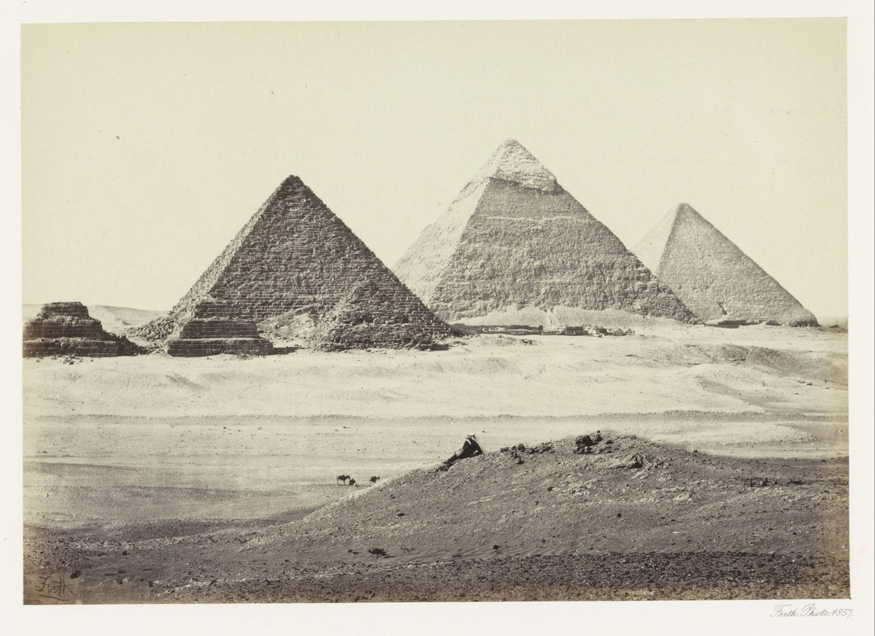Piramidit van Gizeh El Geezehin pyramidit. Lounaasta (otsikko esineessä) tekijältä Francis Frith