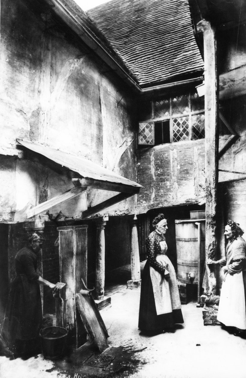 The Bigginin sisäpiha, Hitchin, 1903 tekijältä Francis Frith