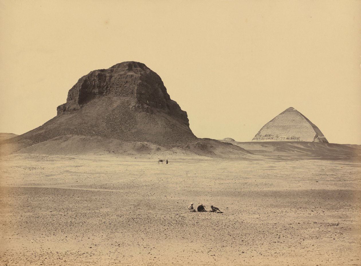 Dahshoorin pyramidit idästä,1857 (kuva) tekijältä Francis Frith