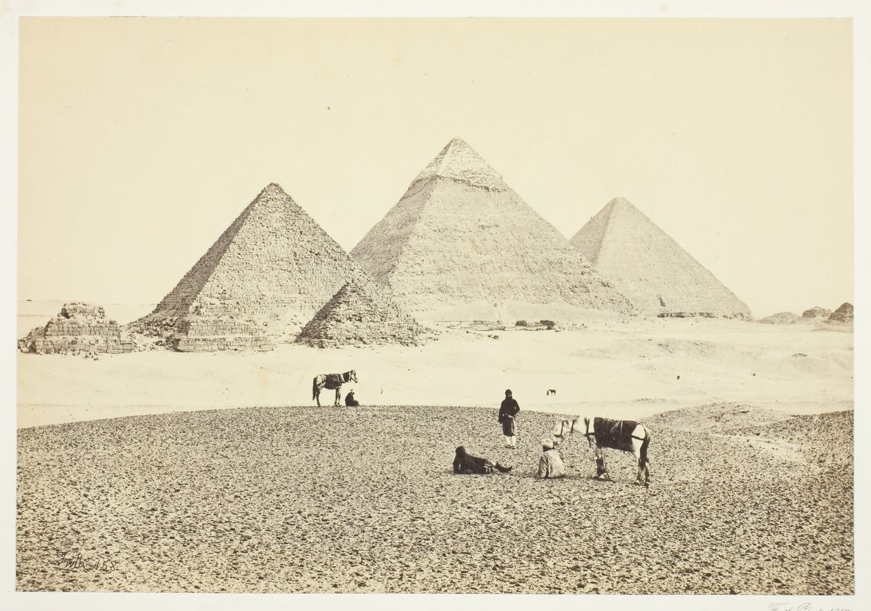 El Geezehin pyramidit, lounaasta, 1857. tekijältä Francis Frith