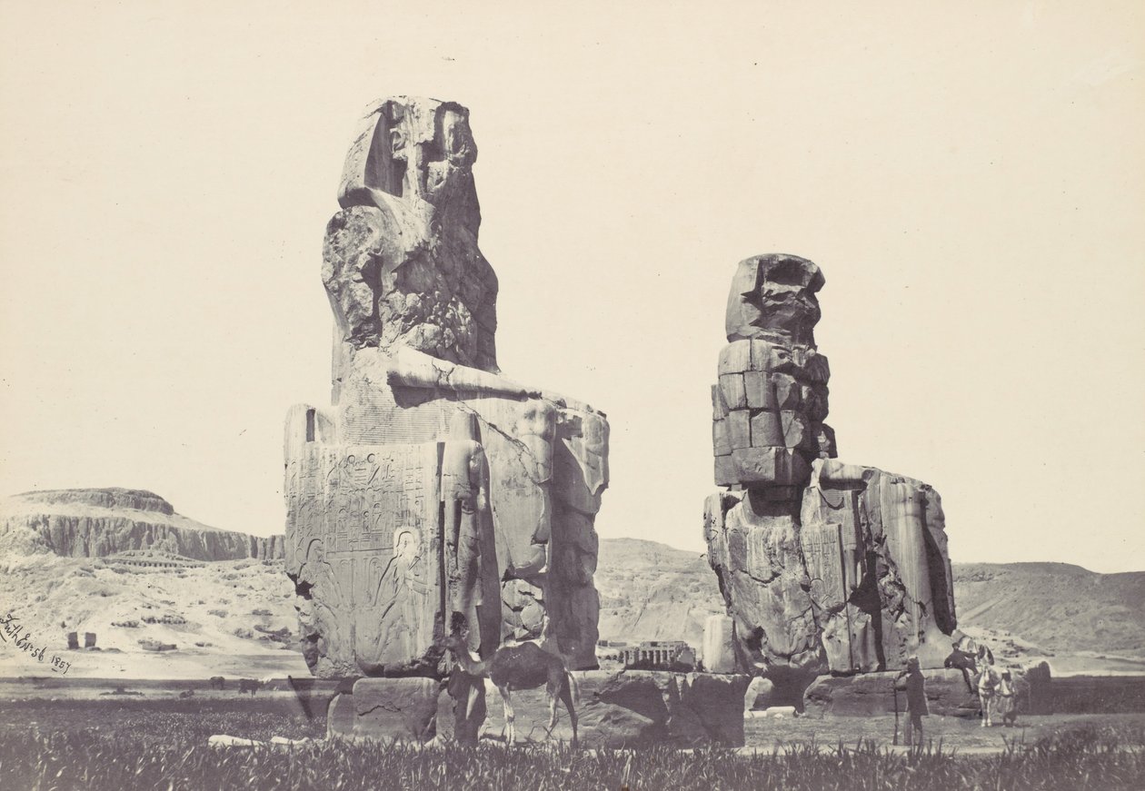 Memnonin patsaat. Theban tasango, 1857. tekijältä Francis Frith