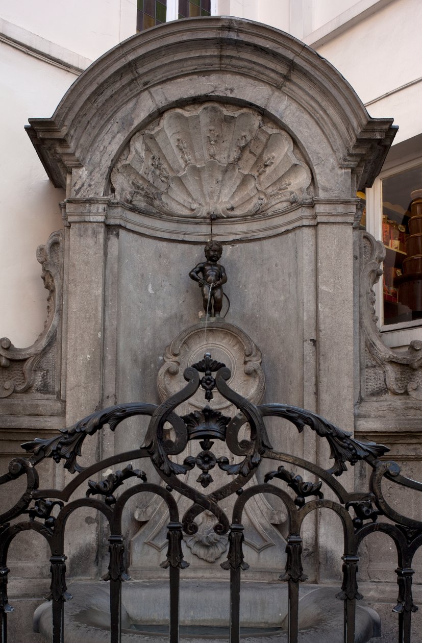 Manneken Pis, 1619 (pronssi) tekijältä Francois Duquesnoy