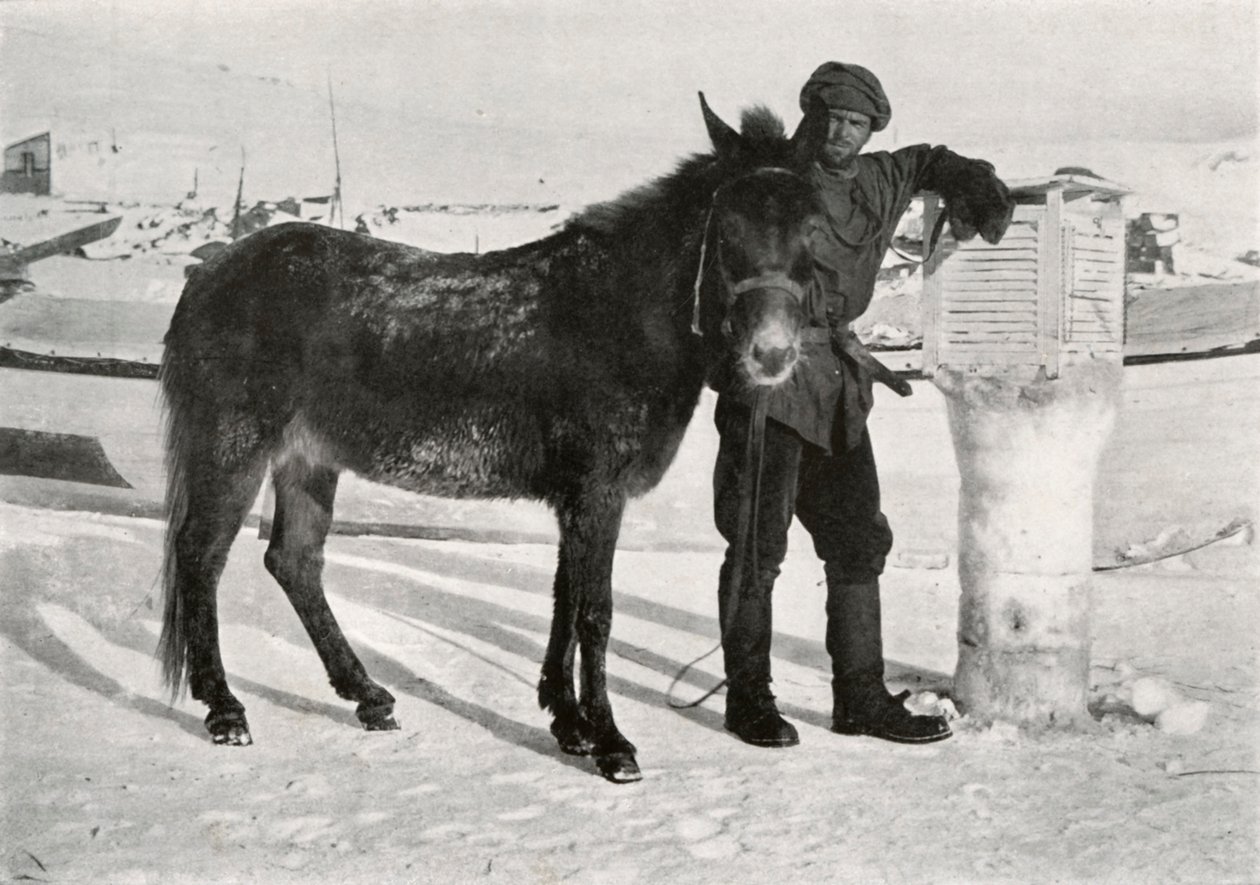 Gran Mule Lal Khanin kanssa, c1911, 1913 tekijältä Frank Debenham